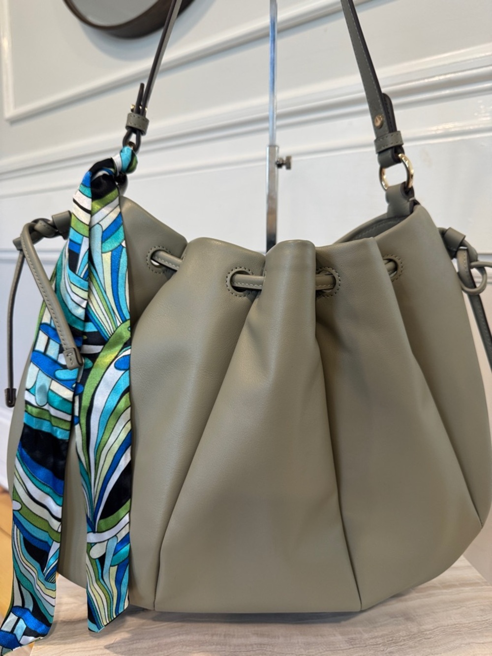 Kate Spade Bag Pinch Smooth Leather Quiet Luxury Shoulder Bag Oyster Shell Green - Picture 5 of 17
